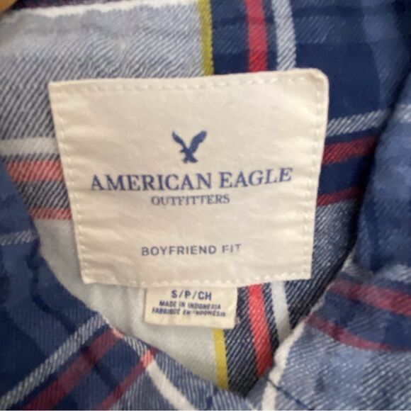 2/40$Aeo boyfriend fit button down shirt plaid blue white red small cotton blend - Picture 9 of 15